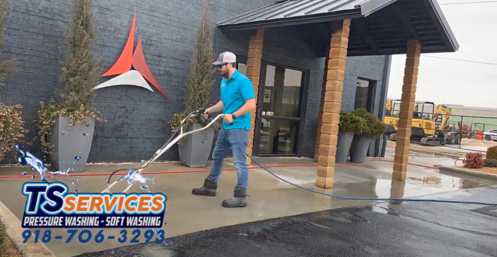 Commercial Pressure Washing Service